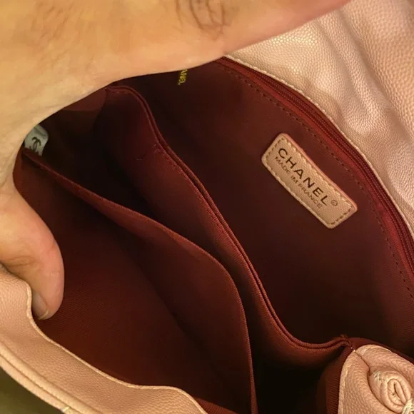 CHANEL Pink Quilted Shoulder Bag with Gold Logo - Picture 10 of 15